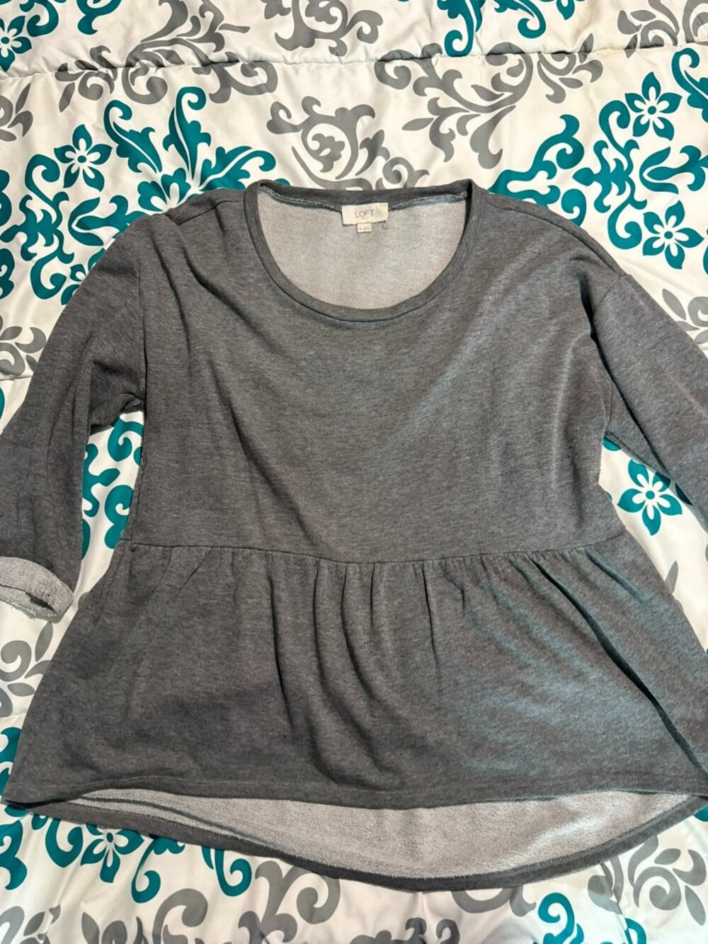 LOFT outlet soft gray sweatshirt